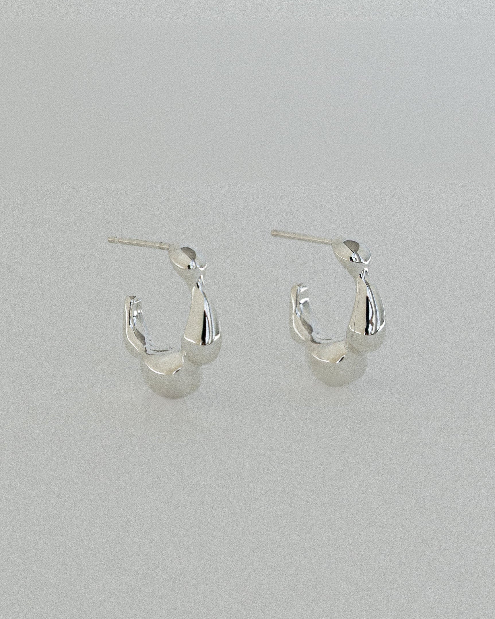 Arum Earrings
