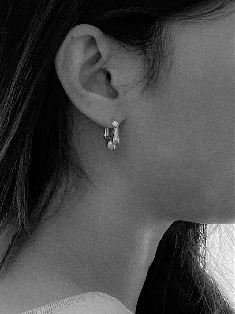 Arum Earrings